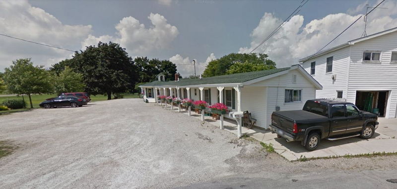 Sunset Acres Motel - Web Listing (newer photo)